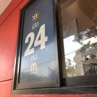Photo taken at McDonald&amp;#39;s &amp;amp; McCafé by Namu G. on 12/18/2018