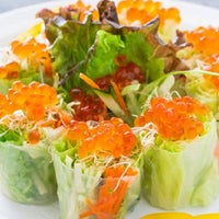 Снимок сделан в SUSHI BAR 玄成 &amp;amp; たまごやきcafe пользователем SUSHI BAR 玄成 &amp;amp; たまごやきcafe 6/8/2020