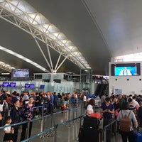 Photo taken at Noi Bai International Airport (HAN) by Kengo M. on 4/18/2019