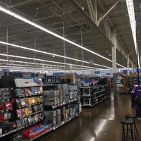 Photo taken at Walmart Supercenter by Kengo M. on 9/5/2019