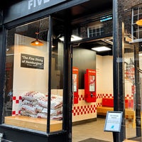 Photo taken at Five Guys by Mohannad. on 8/6/2021