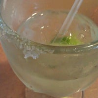 Снимок сделан в Mazatlan Mexican Restaurant пользователем Julieanna D. 9/14/2012