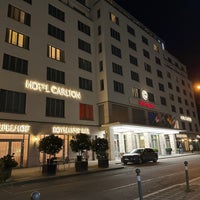 Das Foto wurde bei Sheraton Carlton Hotel Nürnberg von ˈakiːm S. am 3/31/2024 aufgenommen