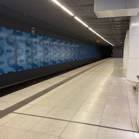 Photo taken at S+U Landungsbrücken by ˈakiːm S. on 8/17/2022