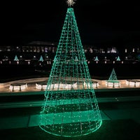 รูปภาพถ่ายที่ Longwood Gardens โดย Zach G. เมื่อ 12/21/2023