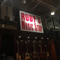 Photo taken at Rudy&amp;#39;s Music Soho by Lulu M. on 9/20/2017