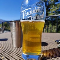 Photo taken at Thunder Island Brewing Co. by Noah K. on 9/8/2022