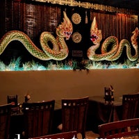Foto diambil di Si-am Thai Restaurant oleh Fawaz M. pada 10/28/2020