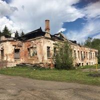 Photo taken at Усадьба Ивановское-Безобразово by Jan N. on 5/16/2021