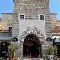 Photo taken at Kanuni Kervansaray Historical Hotel by Özden I. on 8/1/2021
