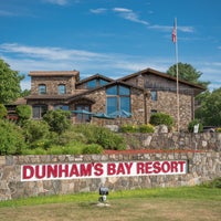 Foto diambil di Dunham&amp;#39;s Bay Resort oleh Dunham&amp;#39;s Bay Resort pada 9/3/2017