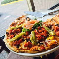 4/24/2015 tarihinde Sarai S.ziyaretçi tarafından Italia al Forno (Pizzas a la Leña, Vinos, Bar)'de çekilen fotoğraf
