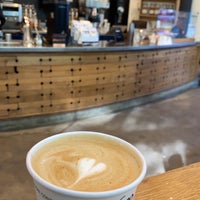 10/4/2022にZaid M.がDollop Coffee &amp;amp; Teaで撮った写真