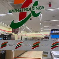 Photo taken at 7-Eleven by se on 10/22/2020