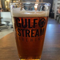 Foto tirada no(a) Gulf Stream Brewing Company por William S. em 3/10/2023