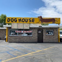 Photo taken at Dog House Drive In by Melissa K. on 5/7/2021