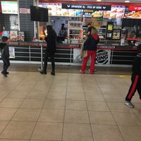 Photo taken at Burger King by 🔹ÖZKAN🔹 on 2/24/2021
