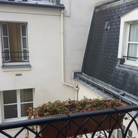 11/21/2014 tarihinde Kim P.ziyaretçi tarafından Hôtel Saint-Paul le Marais'de çekilen fotoğraf