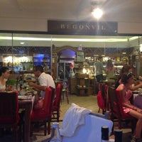 Foto tirada no(a) Begonvil Restaurant por Sd D. em 6/19/2015