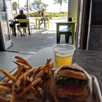10/17/2018 tarihinde Bryan B.ziyaretçi tarafından BurgerFi'de çekilen fotoğraf