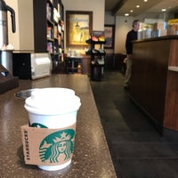Photo taken at Starbucks by よーこさん on 10/3/2018