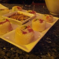 10/16/2012にChad W.がOsaka Sushi And Steakで撮った写真