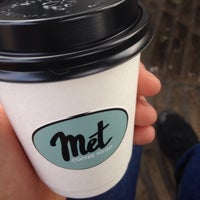 Foto diambil di Met coffee oleh Anton V. pada 9/20/2015