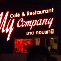 รูปภาพถ่ายที่ My Company Cafe&amp;#39; &amp;amp; Restaurant โดย pond k. เมื่อ 10/12/2013
