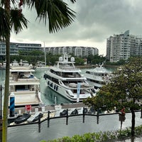 Foto diambil di ONE°15 Marina Club oleh M . pada 4/17/2024