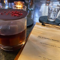 Foto tirada no(a) Bonvivant Cocktail Bistro por May W. em 7/8/2022