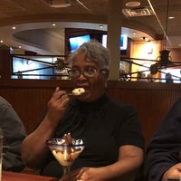 Photo taken at Red Lobster by Gadget G. on 12/15/2017