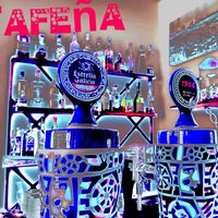 Foto diambil di La Tafeña Restaurante Canario oleh Tafeña L. pada 4/7/2016