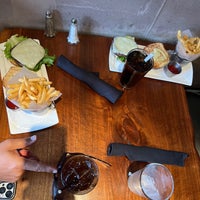 Photo taken at Thunder Burger &amp;amp; Bar by Bandr  🇺🇸 🇸🇦 on 8/15/2023