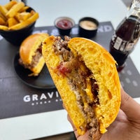 Photo prise au Graviton Steak Burger par مؤيد✨ 不 le1/8/2024