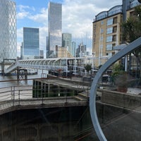 Photo taken at DoubleTree by Hilton London - Docklands Riverside by Jonathan L. on 4/24/2022