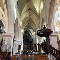 Photo taken at Église Saint-Nicolas / Sint-Niklaaskerk by Jonathan L. on 11/13/2022
