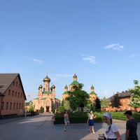Das Foto wurde bei Свято-Покровський Голосіївський чоловічий монастир (Голосіївська пустинь) von Adel✈️🇸🇦 am 6/24/2021 aufgenommen