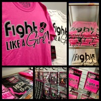7/29/2013 tarihinde Fight L.ziyaretçi tarafından Fight Like a Girl Club'de çekilen fotoğraf