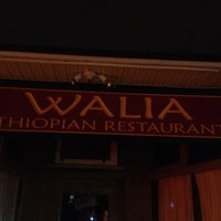 Foto tomada en Walia Ethiopian Restaurant  por Sankofa T. el 1/25/2014
