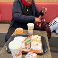 Photo taken at Burger King by Rhoi R. on 12/5/2019