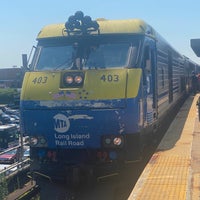 Photo taken at LIRR - Babylon Station by Timothy T. on 8/4/2022