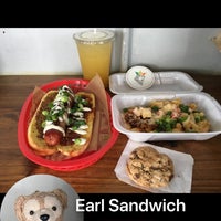 รูปภาพถ่ายที่ Earl Sandwich โดย Koreankitkat เมื่อ 11/12/2017