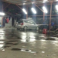 Photo taken at CARS 24 Hours Car Wash by Aulia Garage J. on 11/11/2013