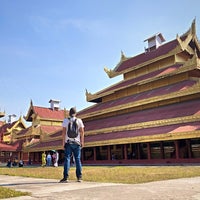 Photo taken at Mandalay Grand Royal Palace by Richi on 12/16/2019