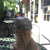 Photo taken at Sebastian Joe&amp;#39;s Ice Cream Cafe by Jennie on 7/29/2015
