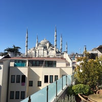 Das Foto wurde bei Sari Konak Hotel, Istanbul von Tayfur İ. am 2/23/2016 aufgenommen