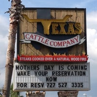 4/27/2013 tarihinde Angela T.ziyaretçi tarafından Texas Cattle Company'de çekilen fotoğraf