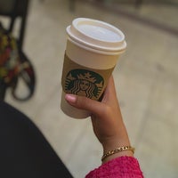 Photo taken at Starbucks by Aylin alm on 10/28/2022