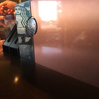 Photo taken at Starbucks by Jeng-Chyang S. on 2/10/2016