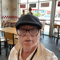Photo taken at Five Guys by Jeng-Chyang S. on 7/25/2021
